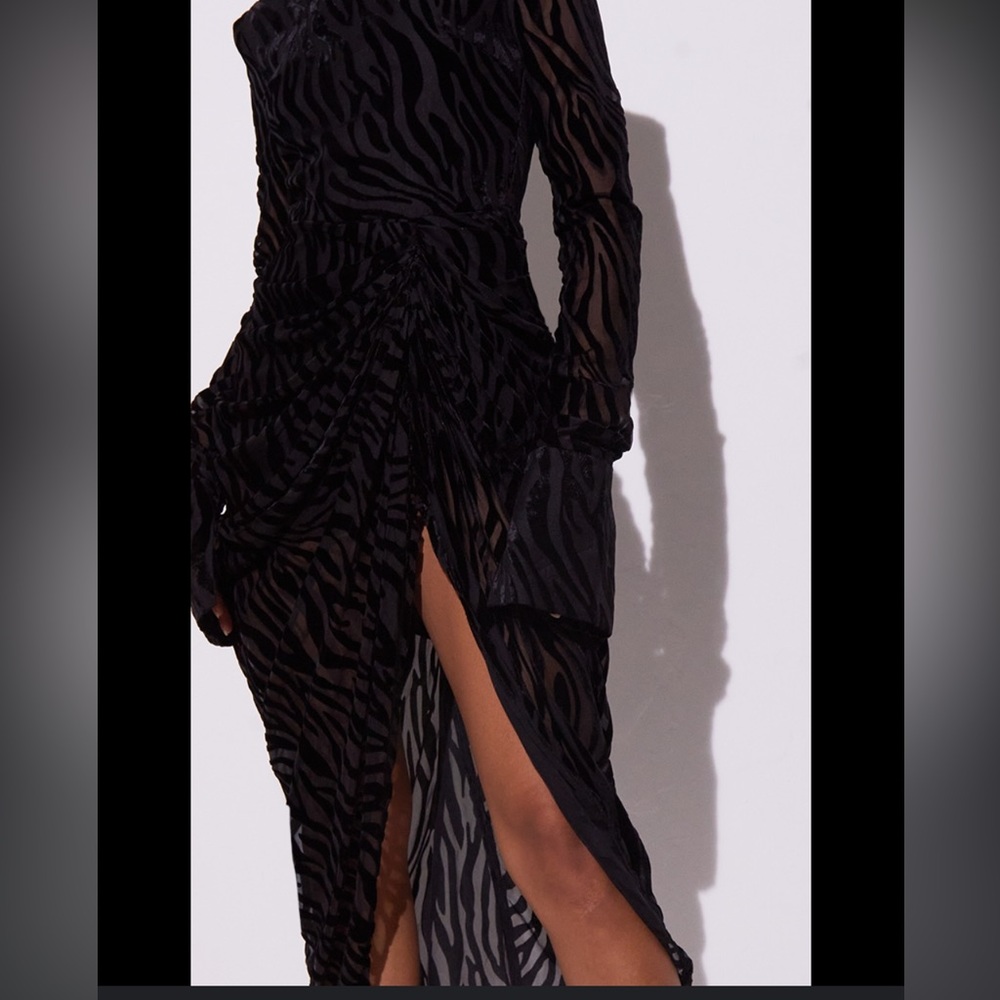 PLT -Black Zebra Devore High Neck Draped Midi Dress Size 12